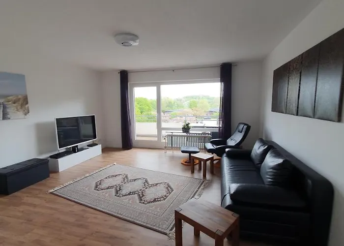 Foruz - Apartment Mit Balkon & Tg-Stellplatz