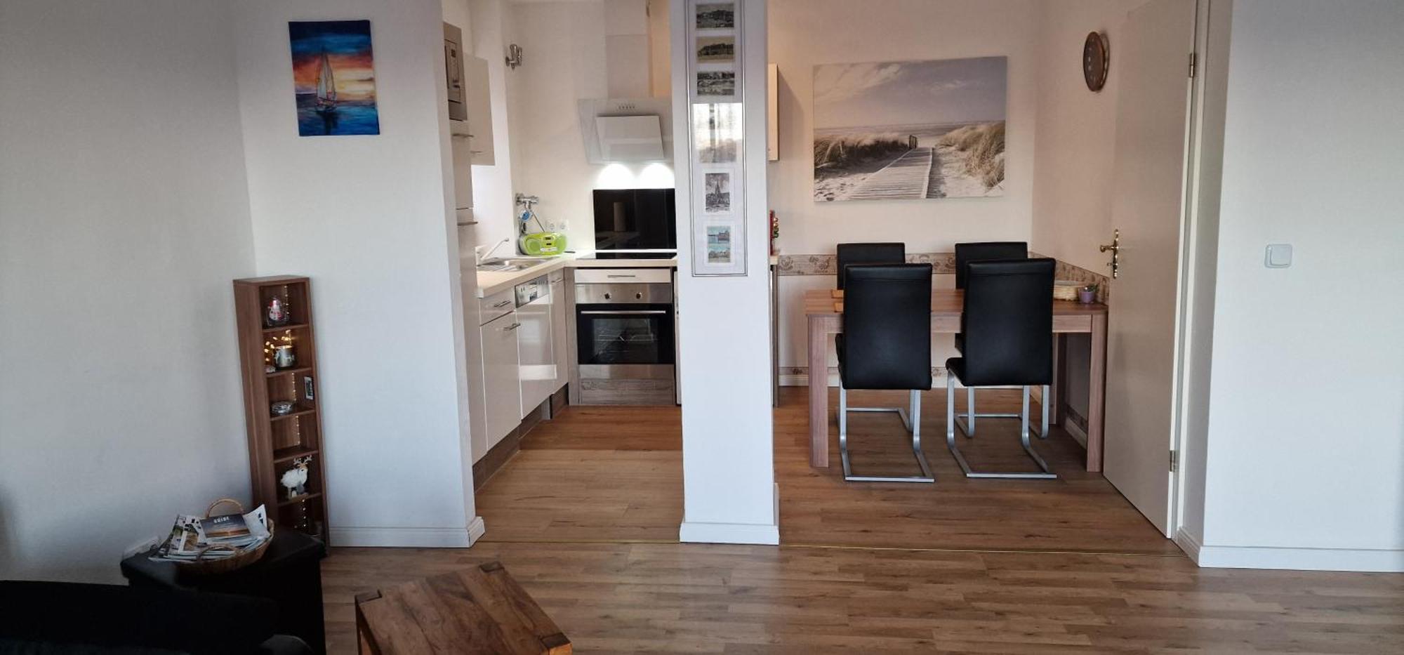 Foruz - Mit Balkon & Tg-stellplatz Apartment